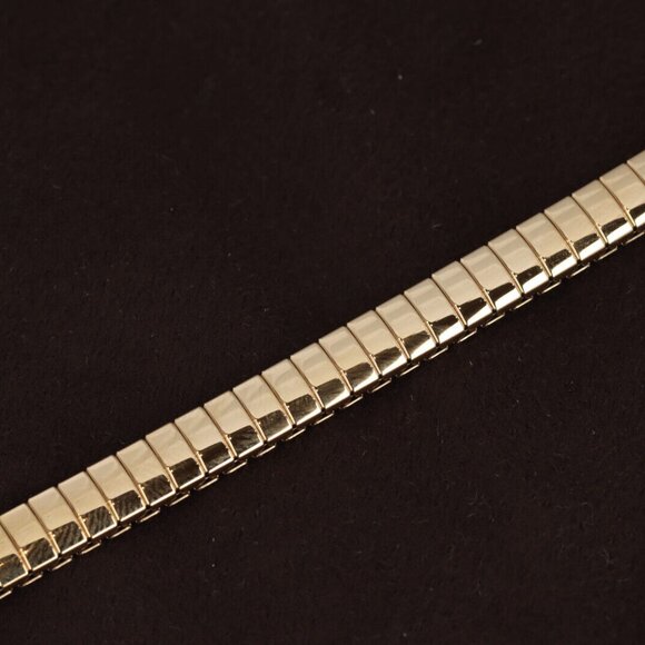 Hadley-Roma 8mm-11mm Gold Plated Stretchable Ladies Watch Bracelet/Band, LB6241Y - Picture 1 of 2